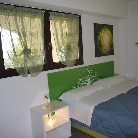 Cara Pace In Collina Per Famiglie Bed & Breakfast